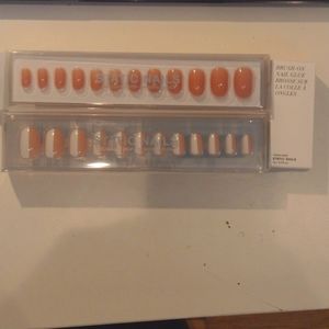 Static Nails - Nylon & Portofino Press-Ons